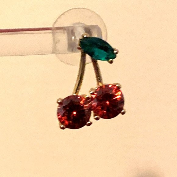 NWOT Authentic Kate Spade Captivatingly Charming Ma Cherie' Cherry Crystal Studs - Picture 6 of 9